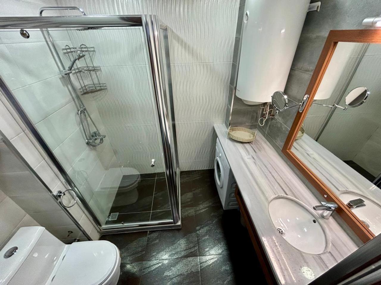 The Blue Perl 3 Apartment Batumi Exterior photo