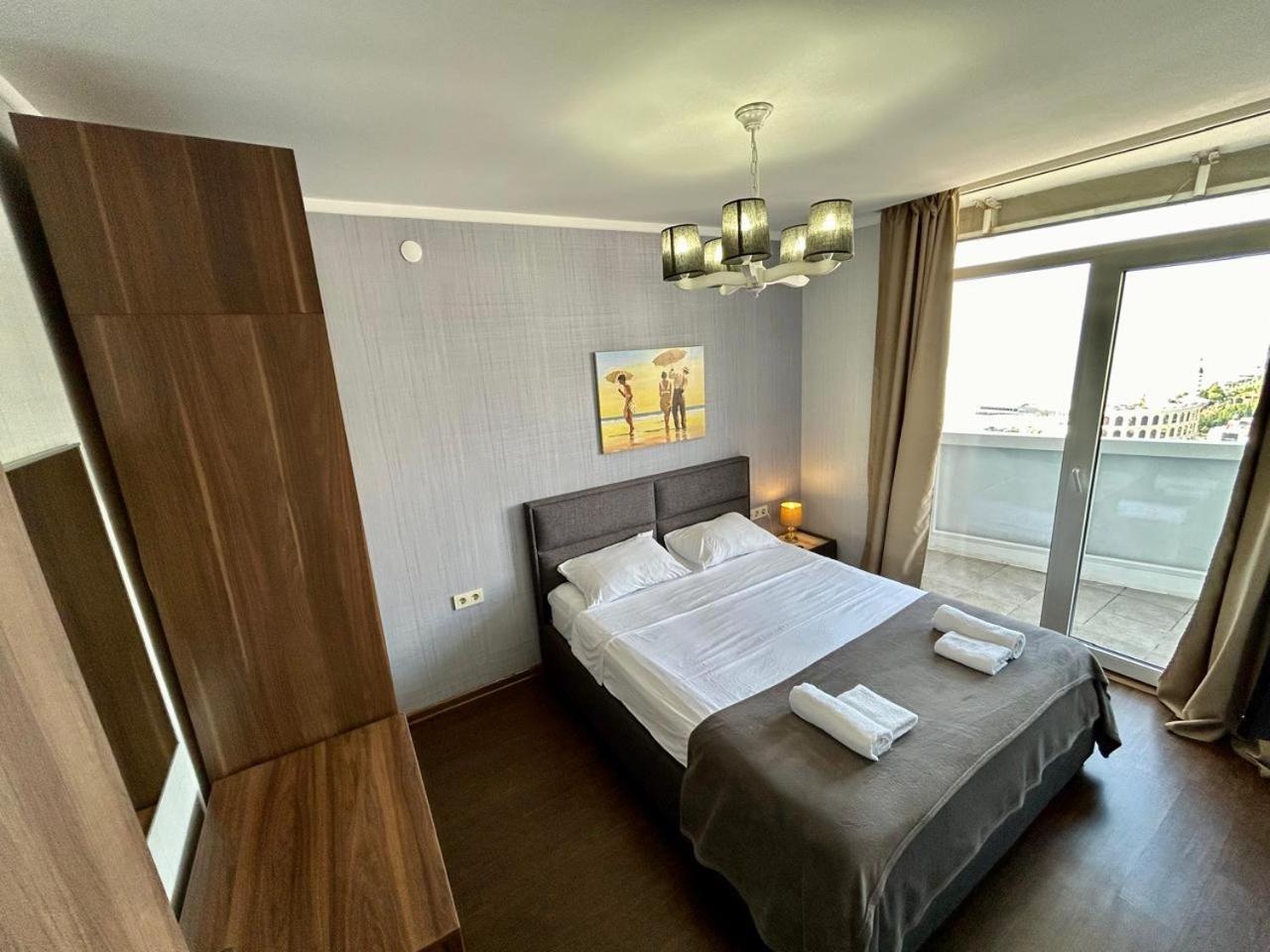 The Blue Perl 3 Apartment Batumi Exterior photo